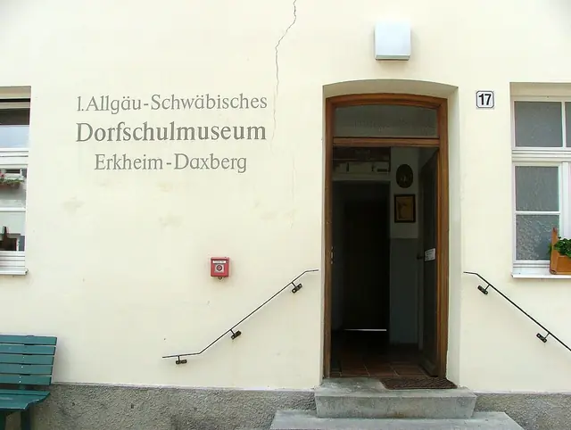 1. Allgäu-Schwäbisches Dorfschulmuseum Erkheim-Daxberg