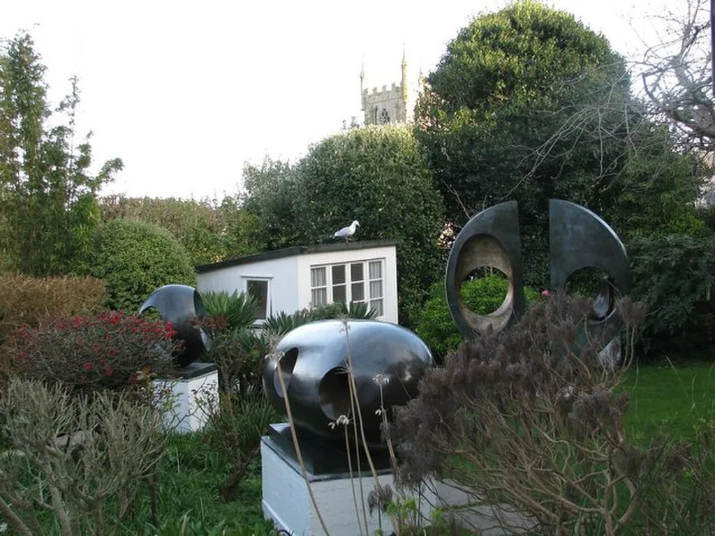 Barbara Hepworth Museum and Sculpture Garden in St Ives