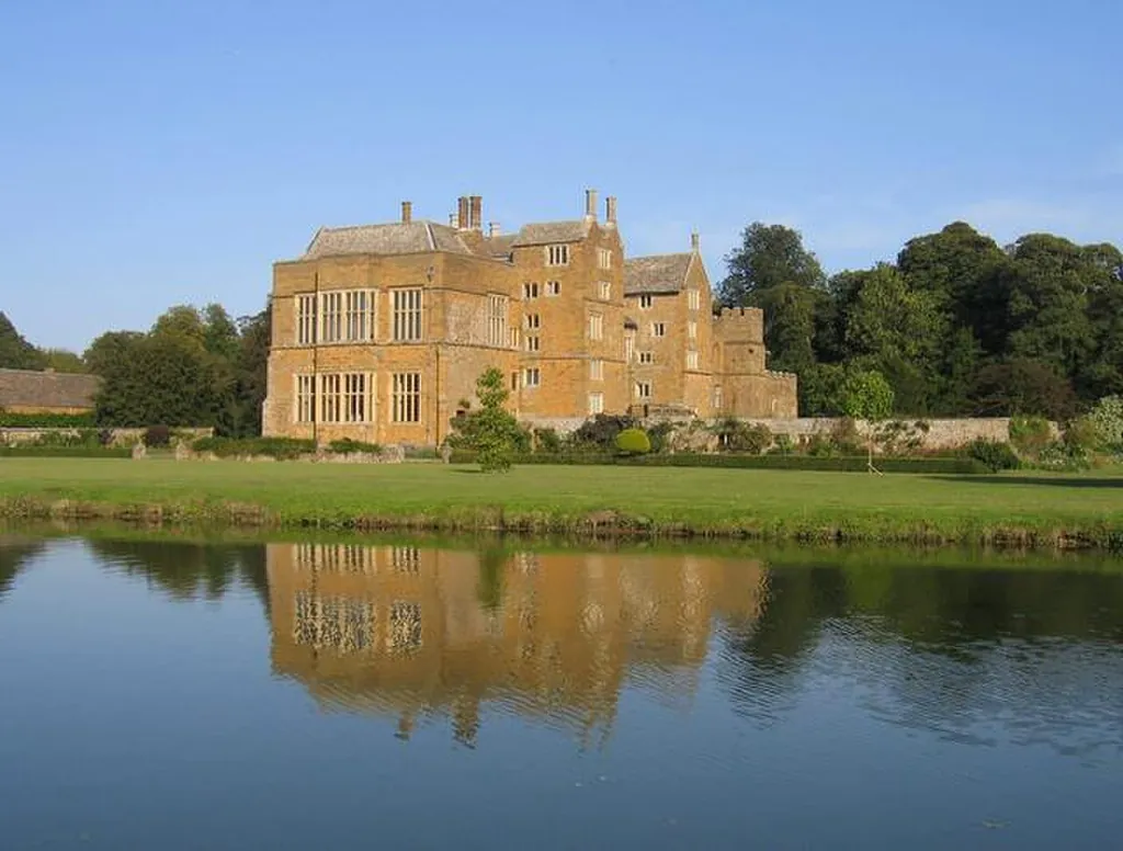Broughton Castle in Banbury