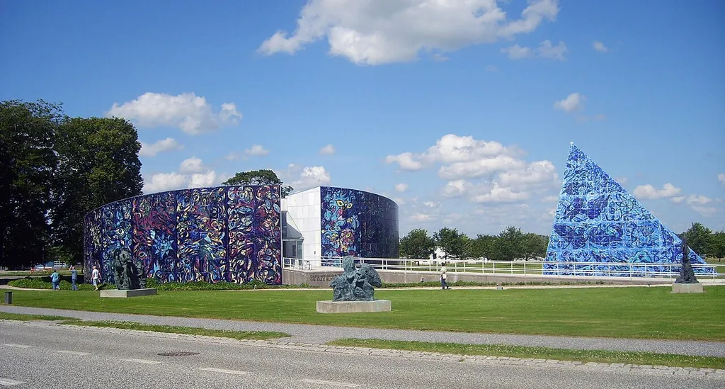 Carl-Henning Pedersen & Else Alfelts Museum in Herning