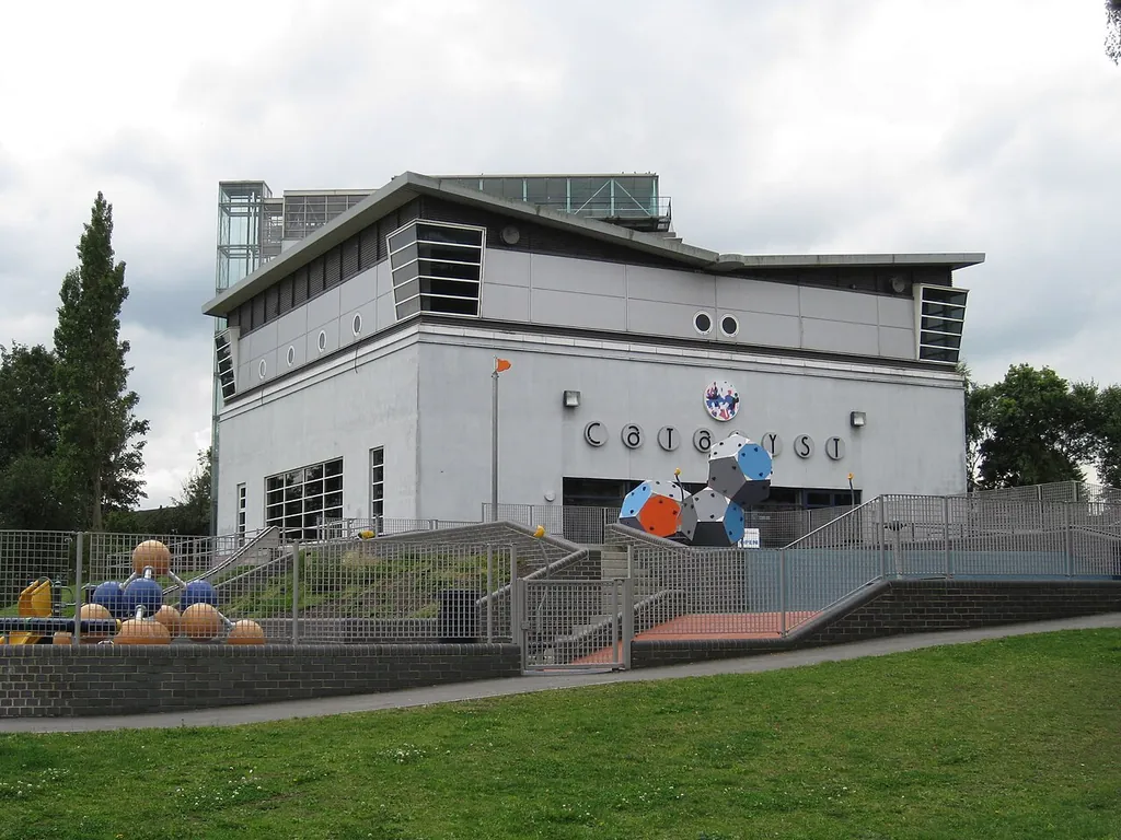 Catalyst Science Discovery Centre in Widnes