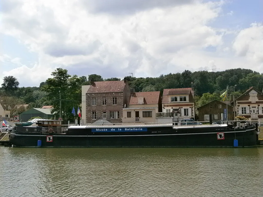 Cité des Bateliers in Longueil-Annel