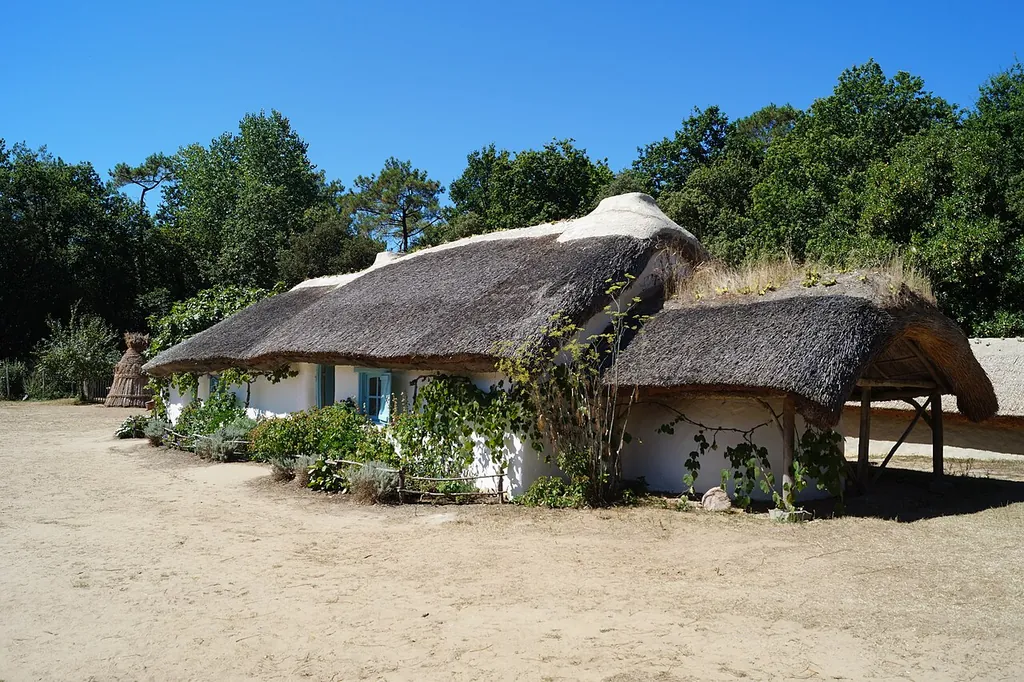 Écomusée de la bourrine du Bois-Juquaud in Saint-Hilaire-de-Riez