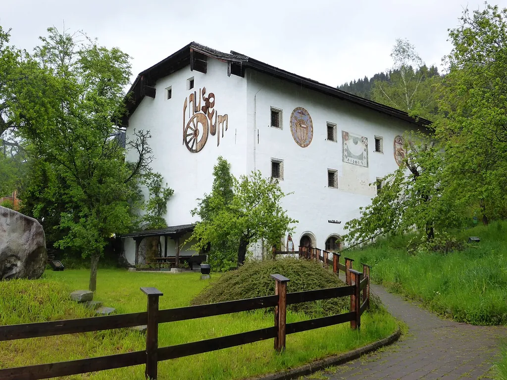 Tauernstraßenmuseum im Fürstenkasten in Eben im Pongau