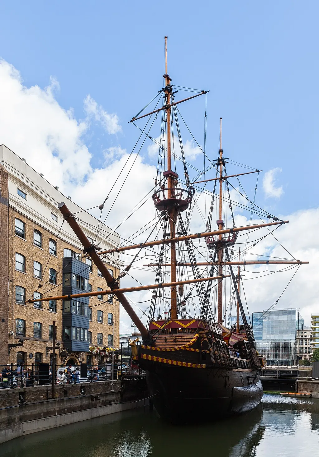 Golden Hinde in London