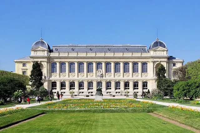 Grande Galerie de l'Évolution in Paris