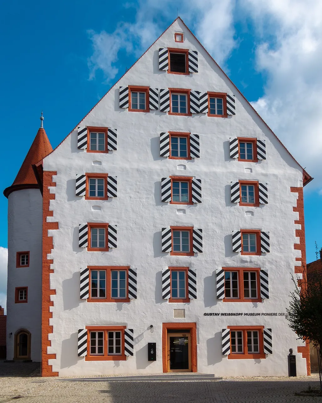 Gustav-Weisskopf-Museum Pioniere der Lüfte in Leutershausen