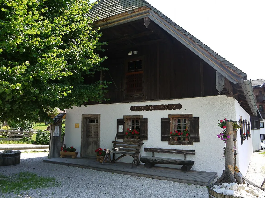 Heimathaus Steinbach am Attersee