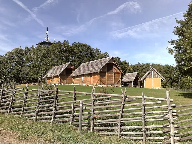 Keltendorf Schwarzenbach – Archäologisches Freilichtmuseum
