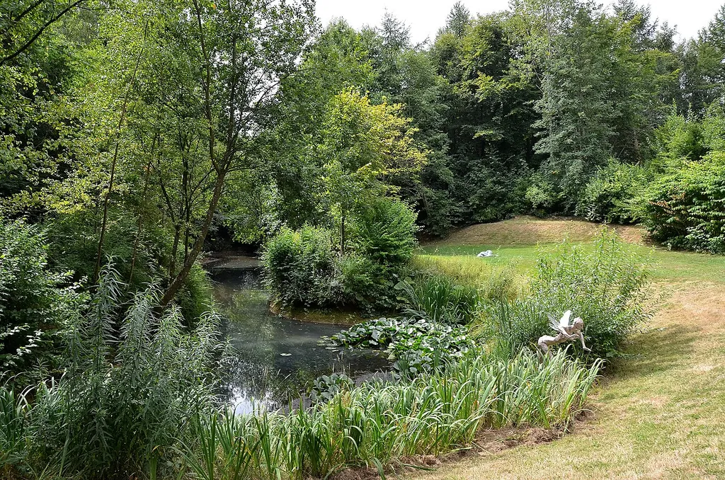 Le Jardin des Sculptures, château de Bois-Guilbert