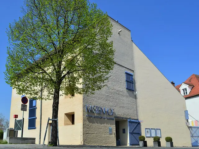 Kastenhof Landau – Das Museum für Steinzeit und Gegenwart in Landau an der Isar