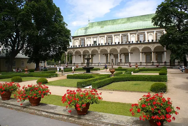 Letohrádek královny Anny in Praha