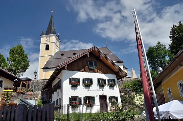 Literaturhaus Henndorf in Henndorf am Wallersee
