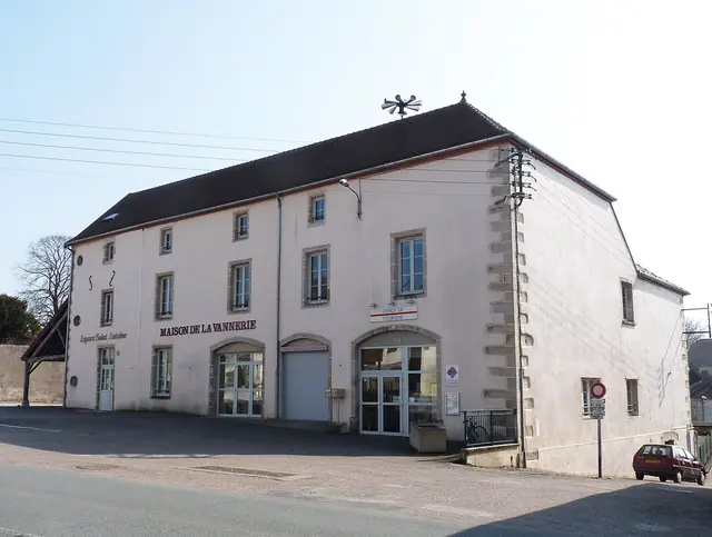 Maison de la Vannerie in Fayl-Billot