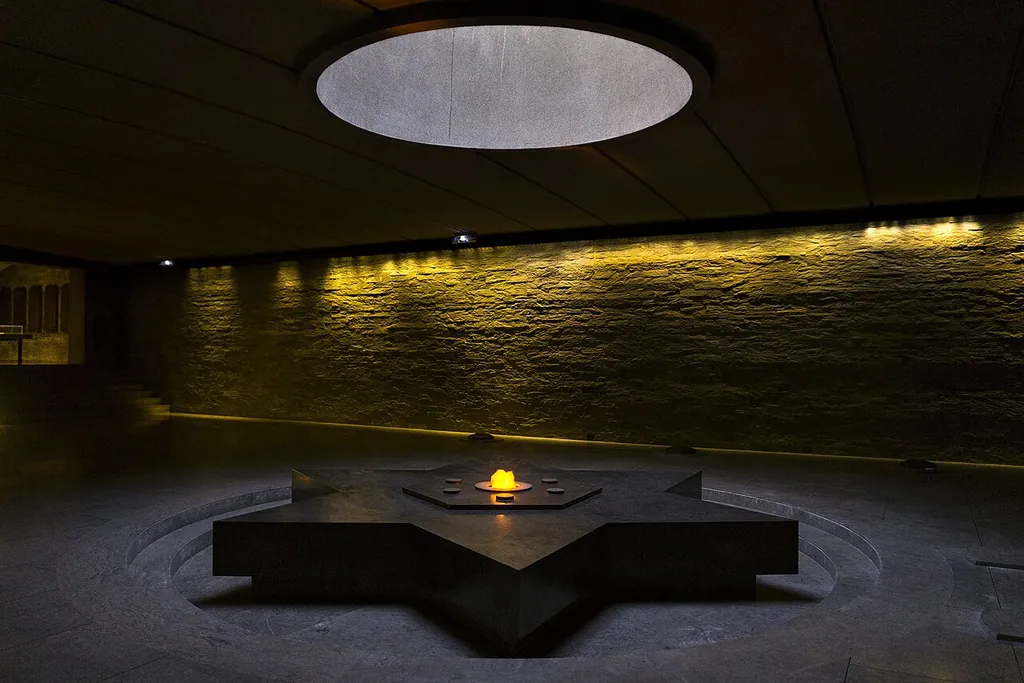 Mémorial de la Shoah in Paris