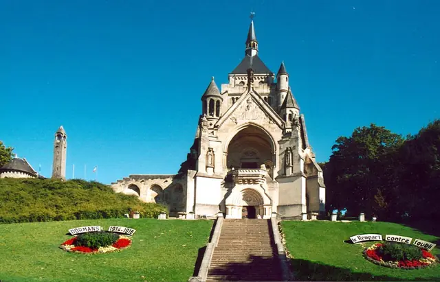 Mémorial des batailles de la Marne in Dormans