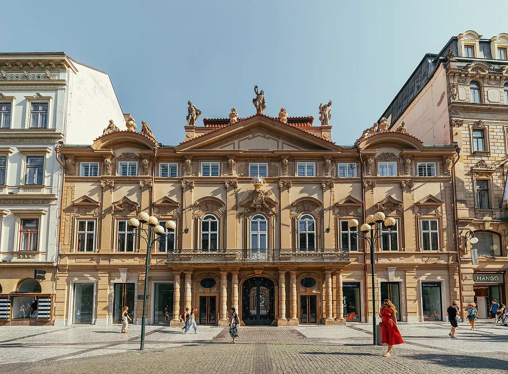 Mucha Foundation Art Museum in Praha
