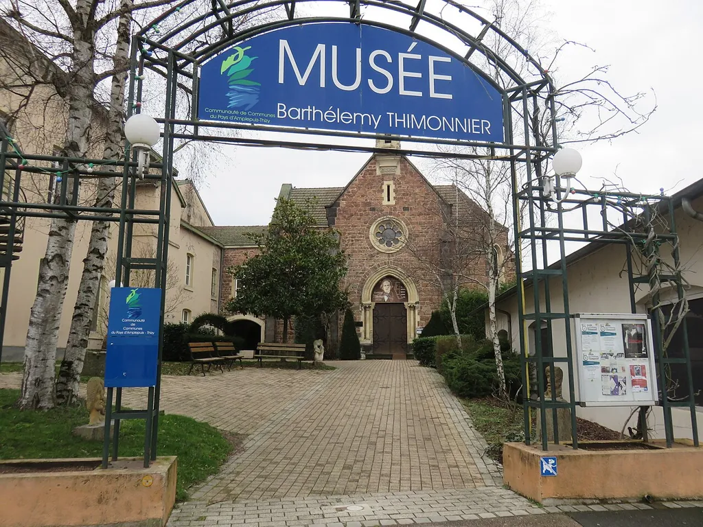Musée Barthélemy-Thimonnier in Amplepuis