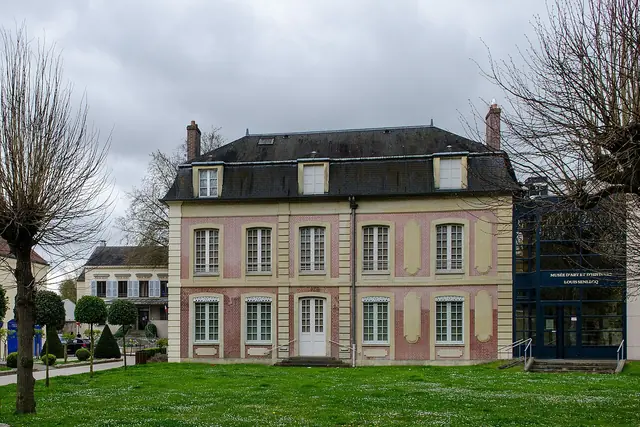 Musée d'art et d'histoire Louis-Senlecq in L’Isle-Adam