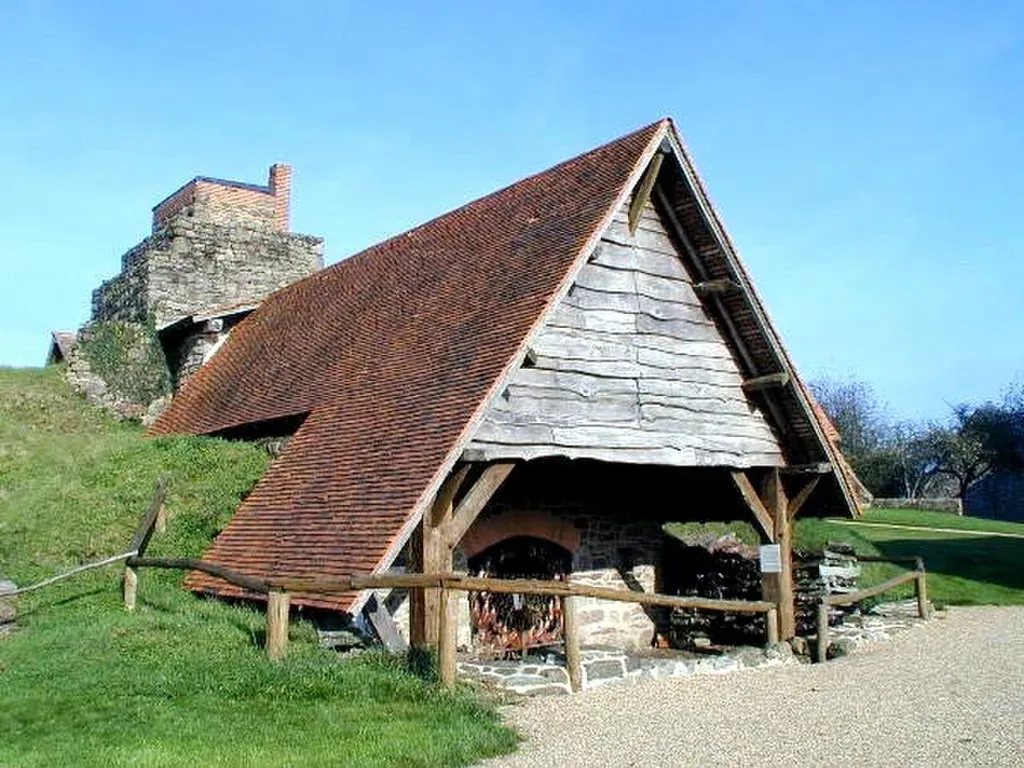 Musée de la céramique - Centre de création in Ger