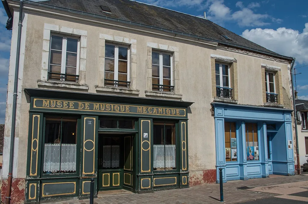 Musée de la musique mécanique in Dollon