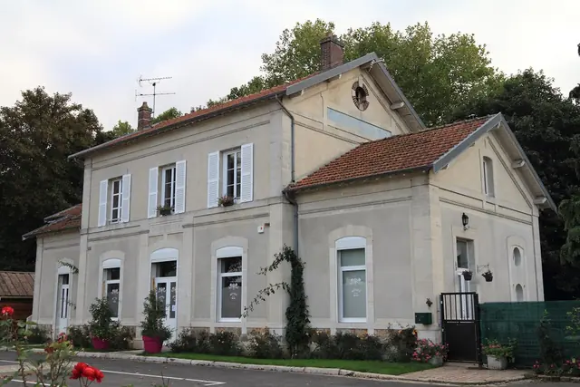 Musée de la Rose in Grisy-Suisnes