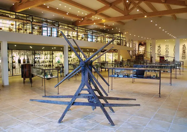 Musée des Arts et des Métiers du vin in Ansouis