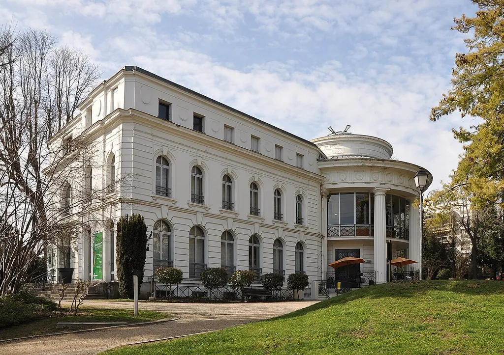 Musée des Avelines in Saint-Cloud