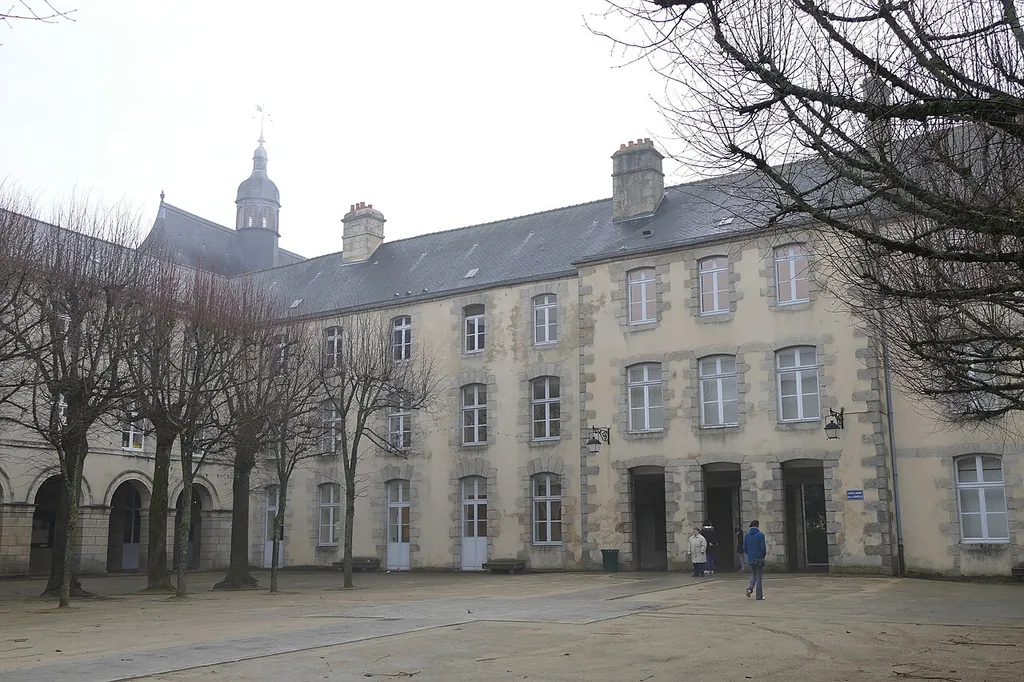 Musée des beaux-arts et de la dentelle in Alençon