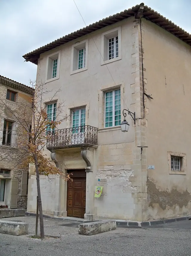 Musée des Traditions Comtadines in Pernes-les-Fontaines