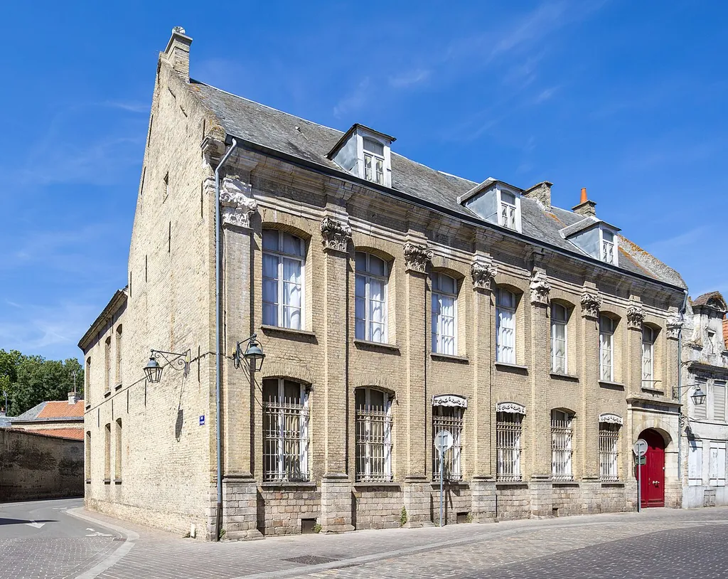 Musée Henri Dupuis in Saint-Omer