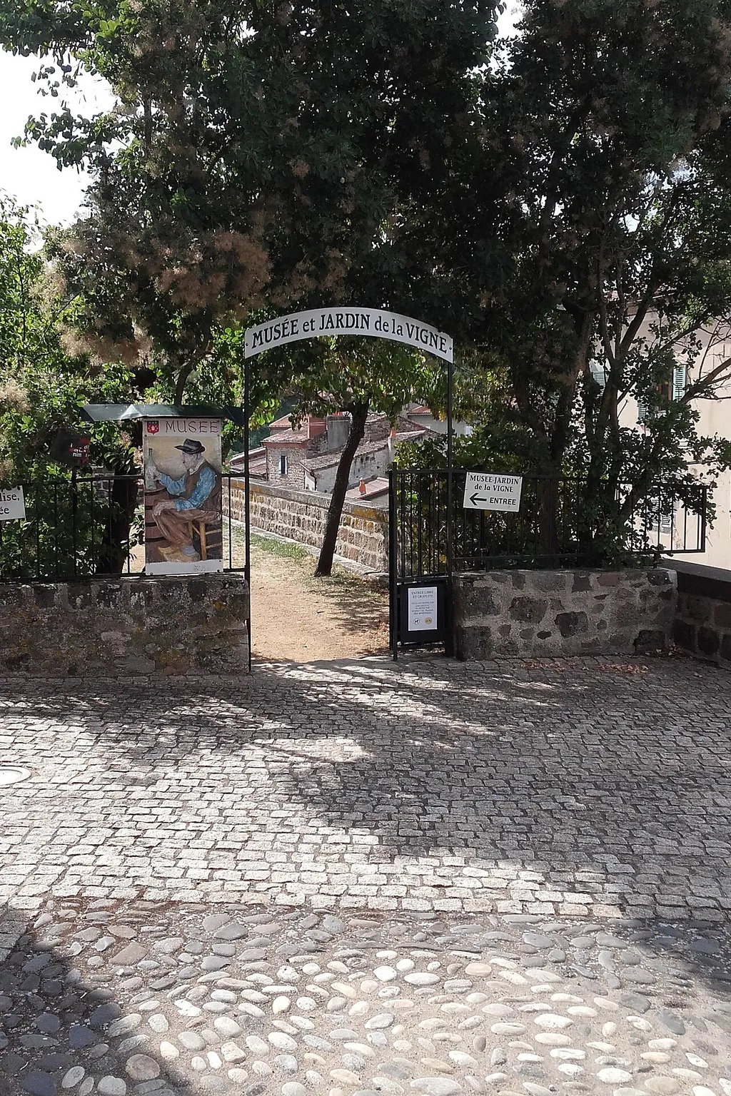 Musée-jardin de la vigne in Vieille-Brioude