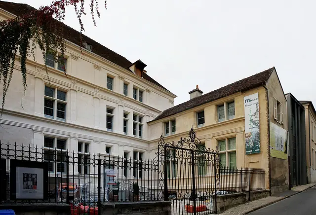 Musée Jean-de-La-Fontaine in Château-Thierry