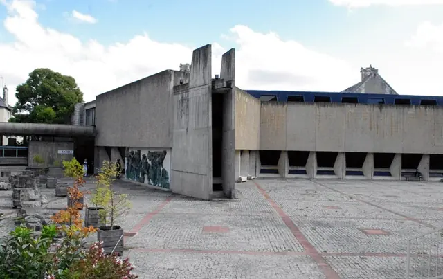 Musée Sainte-Croix in Poitiers