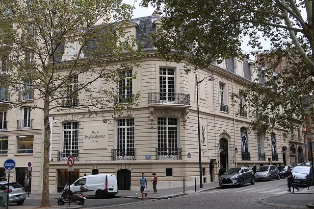 Musée Yves Saint Laurent Paris