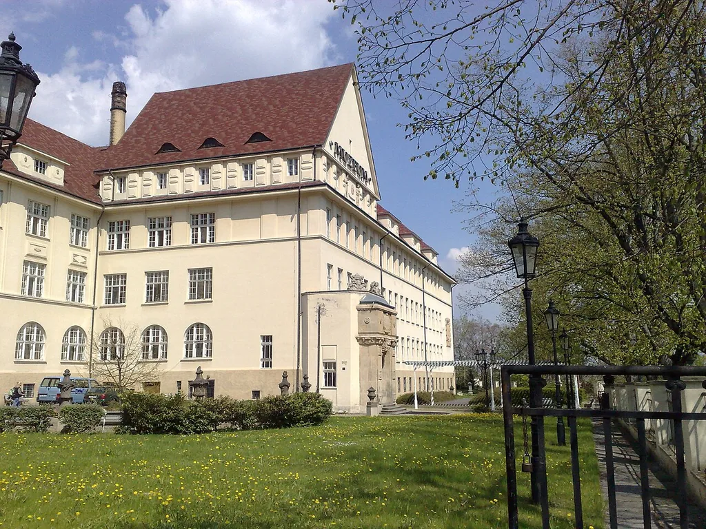 Oblastní muzeum a galerie v Mostě