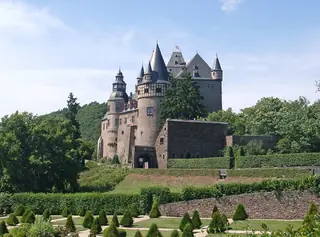 Schloss Bürresheim in Sankt Johann