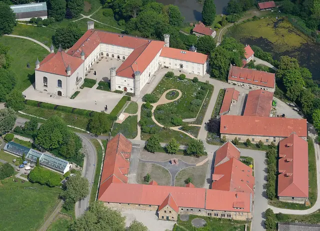 Schloss Derneburg in Holle