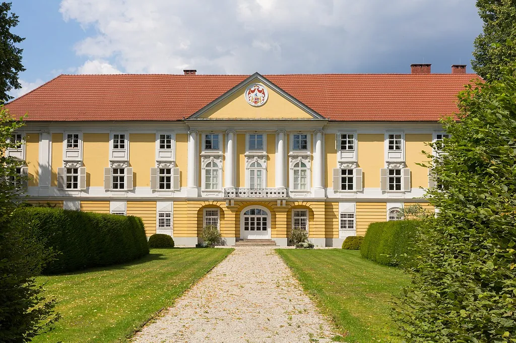 Fürstlich Starhemberg'sches Familien- und Stadtmuseum Eferding