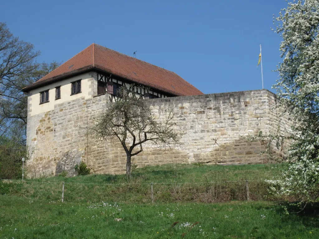 Burg Wäscherschloss in Wäschenbeuren