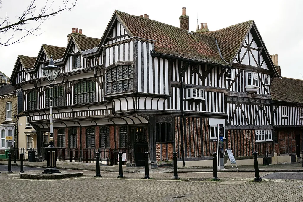 Tudor House and Garden in Southampton