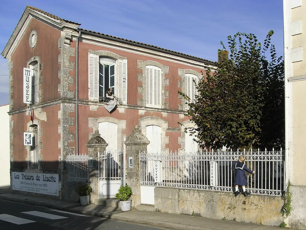 Musée Les Trésors de Lisette in Archingeay