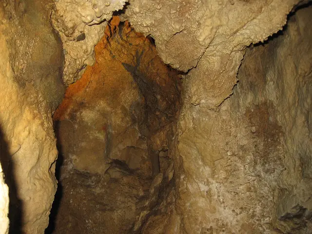 Tropfsteinhöhle Alland