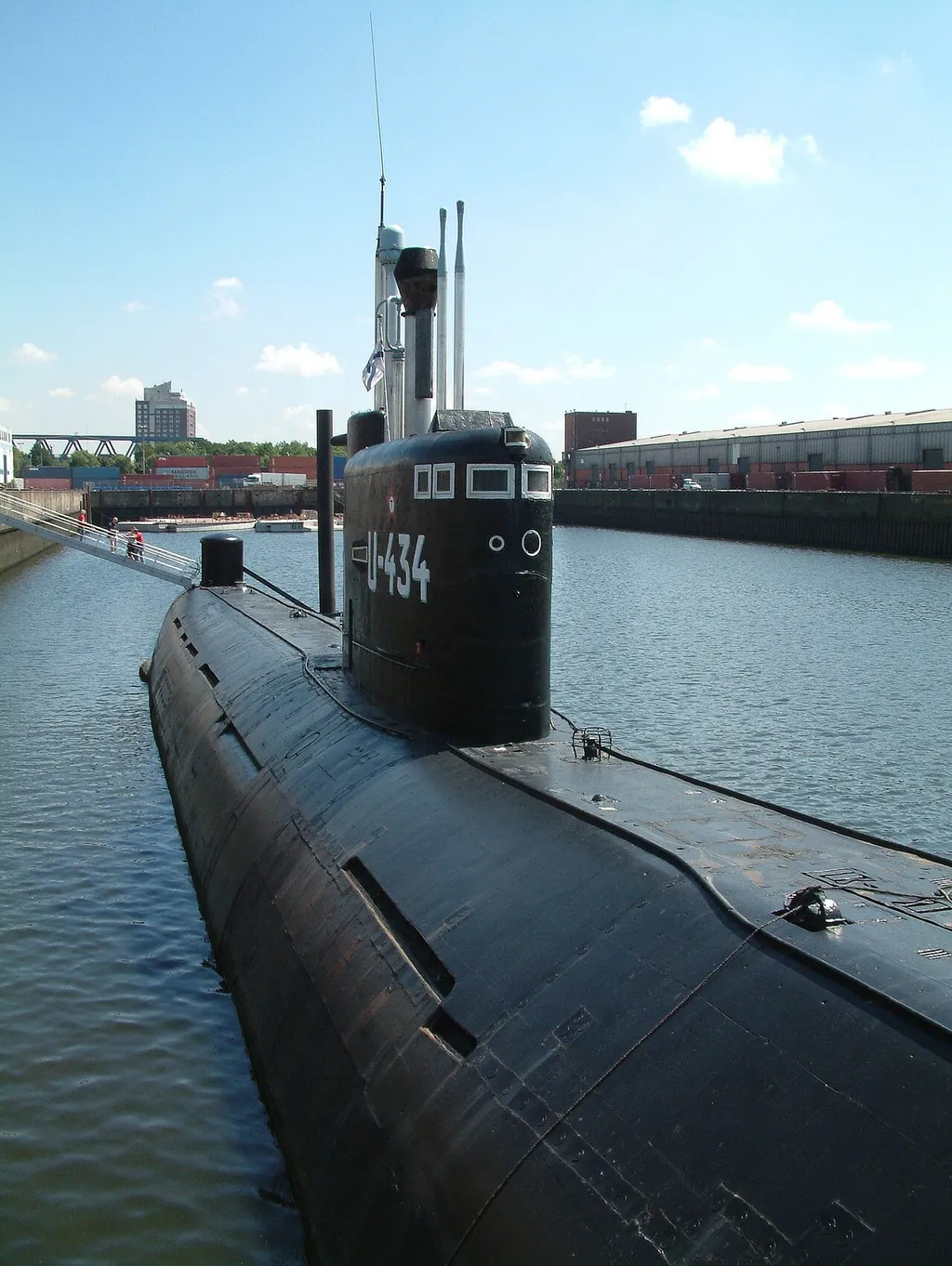 U-434 in Hamburg