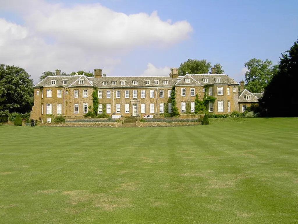 Upton House and Gardens in Banbury