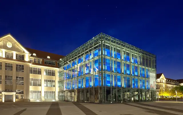 ZKM | Zentrum für Kunst und Medien Karlsruhe